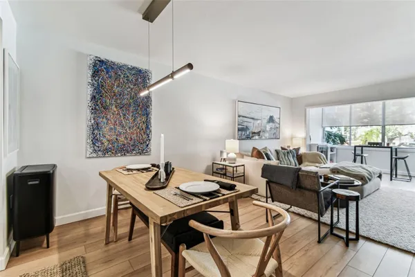 Property Slideshow image 3 of 16 | 620 edgewater dr 204, Dunedin, FL, 34698