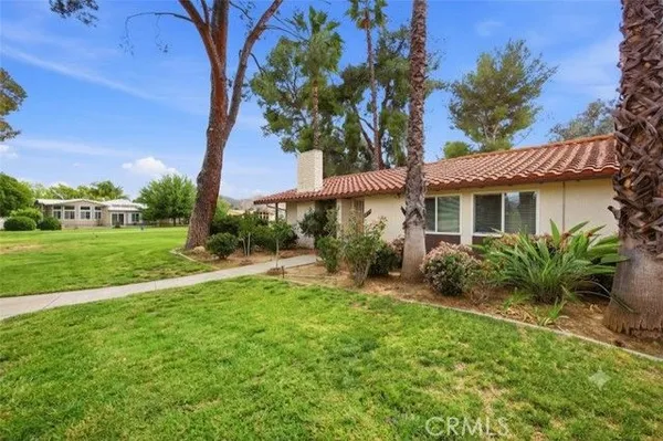 Property Slideshow image 3 of 35 | 1457 seven hills dr, Hemet, CA, 92545