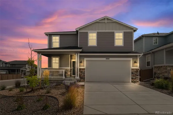 Property Slideshow image 2 of 39 | 3888 red valley ln, Castle Rock, CO, 80104