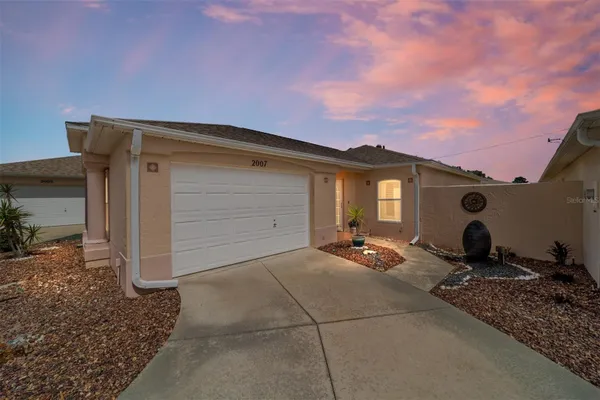 Property Slideshow image 3 of 53 | 2007 rios ct, The Villages, FL, 32159