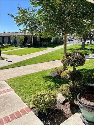 Property Slideshow image 3 of 26 | 13100 shawnee ln # m11 # 208h, Seal Beach, CA, 90740