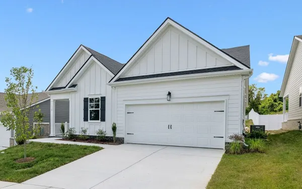 Property Slideshow image 2 of 44 | 116 holly rdg, Antioch, TN, 37013