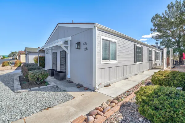 Property Slideshow image 3 of 26 | 623 n blue spruce dr, Dewey-Humboldt, AZ, 86327