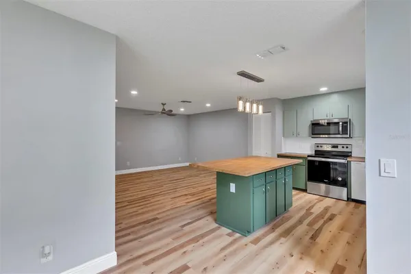 Property Slideshow image 3 of 42 | 9755 sw 94th ter c, Ocala, FL, 34481