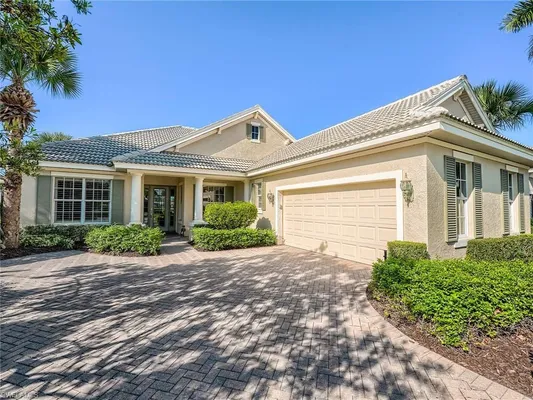 Property Slideshow image 2 of 49 | 3430 shady bnd, Fort Myers, FL, 33905