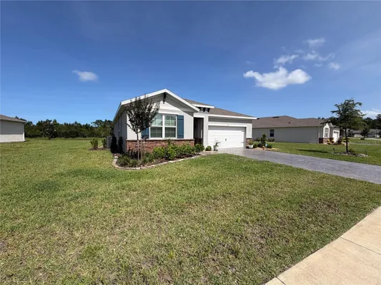 Property Slideshow image 2 of 27 | 85 huntington pl, Ormond Beach, FL, 32174