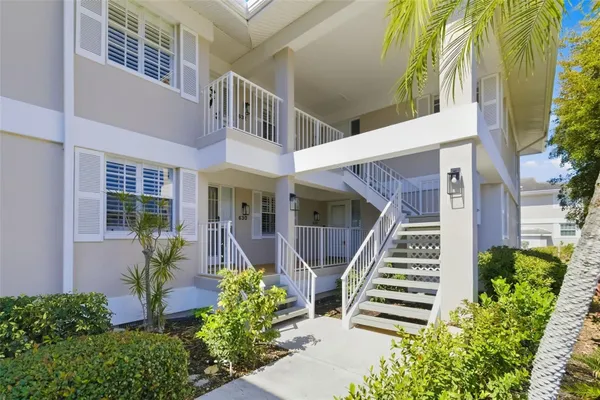 Property Slideshow image 2 of 70 | 628 estuary dr, Bradenton, FL, 34209