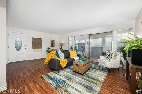 Property Slideshow image 3 of 50 | 1841 mckinney way 24g, Seal Beach, CA, 90740