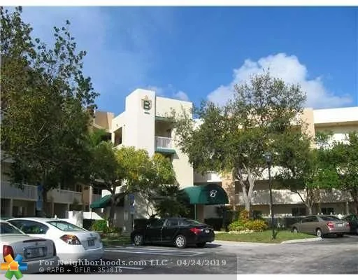 Property Slideshow image 3 of 19 | 9587 weldon cir apt 204, Tamarac, FL, 33321