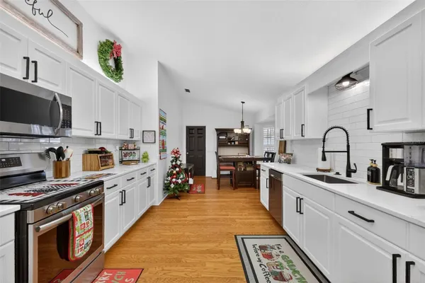 Property Slideshow image 3 of 33 | 9811 se 138th loop, Summerfield, FL, 34491