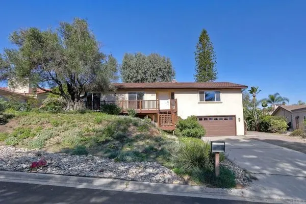 Property Slideshow image 2 of 60 | 28242 glenmeade way, Escondido, CA, 92026