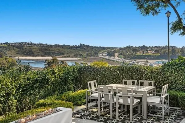 Property Slideshow image 3 of 75 | 7426 lantana ter, Carlsbad, CA, 92011