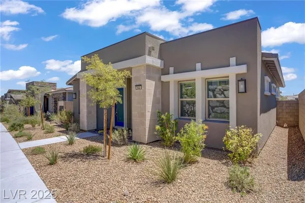 Property Slideshow image 3 of 34 | 933 mayfield manor ln, Las Vegas, NV, 89138