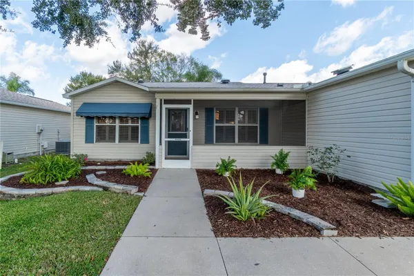 Property Slideshow image 3 of 37 | 16902 se 96th chapelwood cir, The Villages, FL, 32162