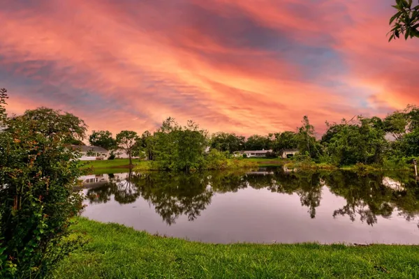 Property Slideshow image 3 of 40 | 16 easter ross ct, Leesburg, FL, 34788