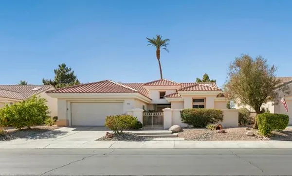 Property Slideshow image 2 of 38 | 38129 grand oaks ave, Palm Desert, CA, 92211