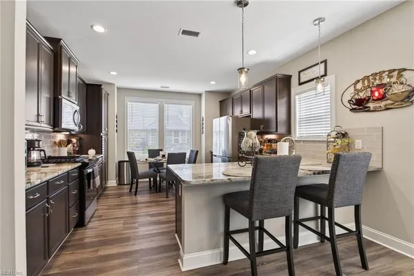 Property Slideshow image 2 of 39 | 4743 mahogany run, Chesapeake, VA, 23321