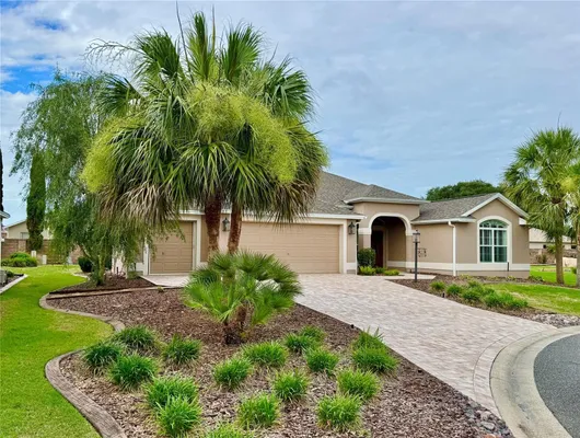 Property Slideshow image 2 of 39 | 2028 abordale ln, The Villages, FL, 32162