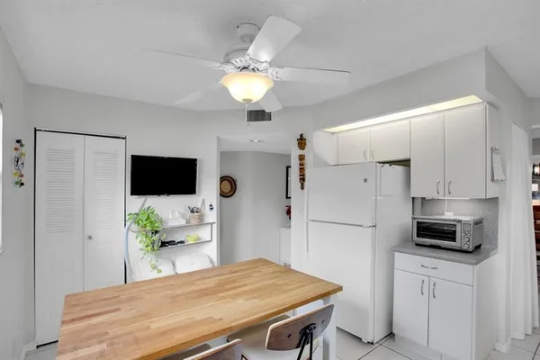 Property Slideshow image 2 of 31 | 1602 abaco dr k1, Coconut Creek, FL, 33066