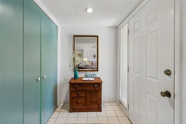 Property Slideshow image 3 of 40 | 6067 fairway ln 1413, Bradenton, FL, 34210