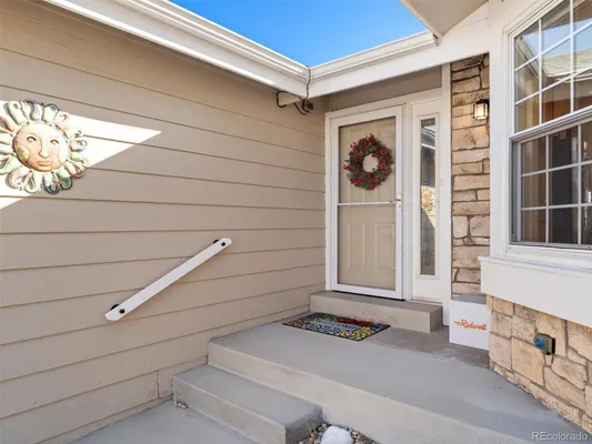 Property Slideshow image 3 of 43 | 30 canongate ln, Highlands Ranch, CO, 80130