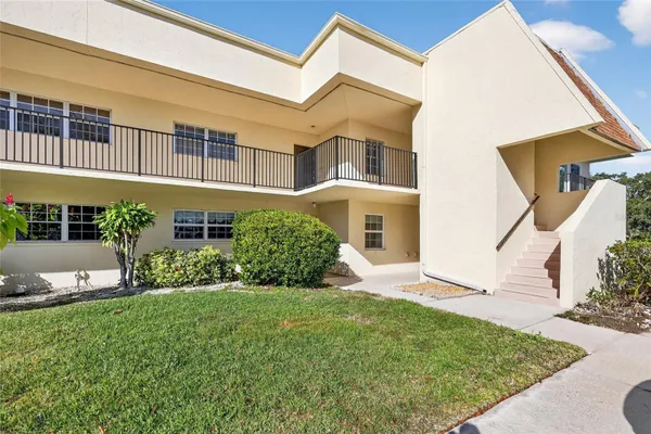 Property Slideshow image 2 of 41 | 7880 palm aire ln 105, Sarasota, FL, 34243