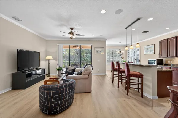 Property Slideshow image 3 of 81 | 144 silver falls dr, Apollo Beach, FL, 33572