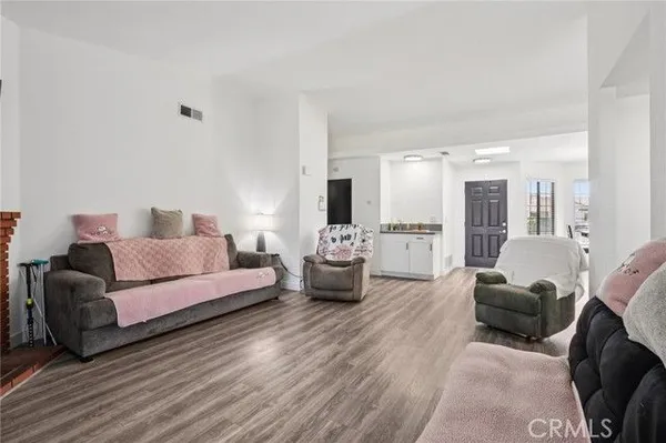 Property Slideshow image 3 of 18 | 2534 beech tree st, Hemet, CA, 92545