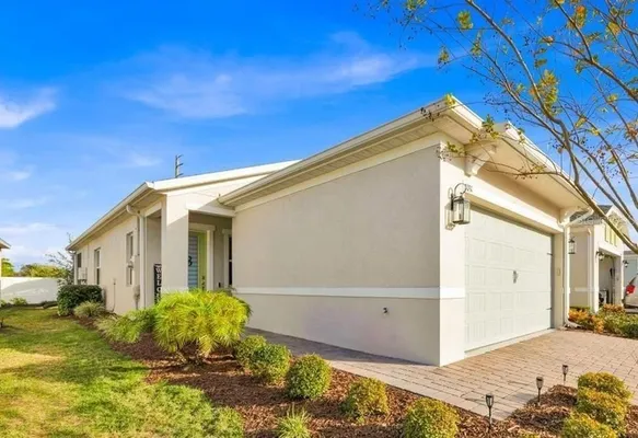 Property Slideshow image 2 of 43 | 2031 key bay trl, Kissimmee, FL, 34747
