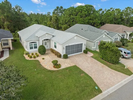 Property Slideshow image 3 of 55 | 10163 holly berry dr, Weeki Wachee, FL, 34613