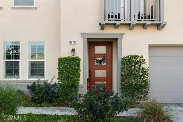 Property Slideshow image 3 of 45 | 18740 seville way, Canyon Country, CA, 91387