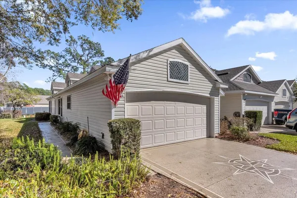 Property Slideshow image 2 of 34 | 138 baytree blvd, Tavares, FL, 32778