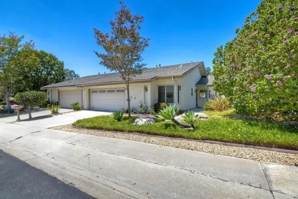 Property Slideshow image 2 of 54 | 4206 dawn ln, Oceanside, CA, 92056