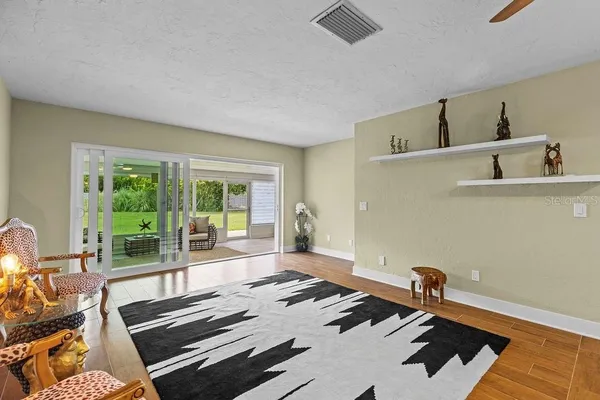 Property Slideshow image 3 of 73 | 215 boca ciega point blvd 3, St Petersburg, FL, 33708
