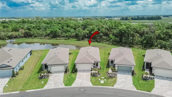 Property Slideshow image 3 of 100 | 9551 coastline way, Palmetto, FL, 34221