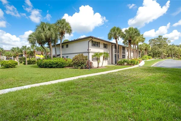 Property Slideshow image 2 of 37 | 1515 forrest nelson blvd p101, Port Charlotte, FL, 33952