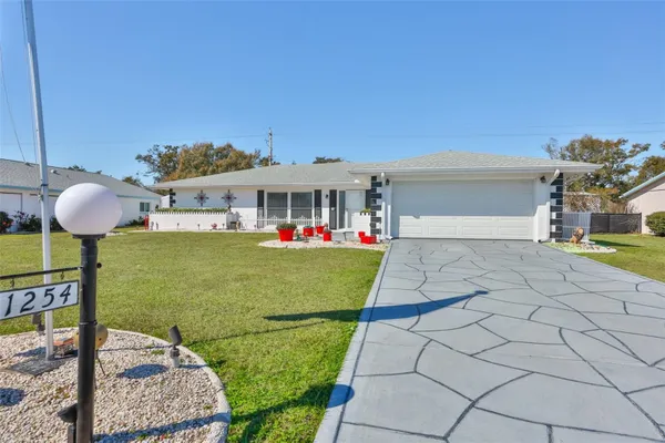 Property Slideshow image 3 of 59 | 1254 w del webb blvd, Sun City Center, FL, 33573