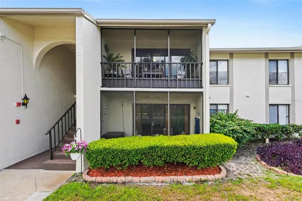Property Slideshow image 2 of 29 | 1870 pine ridge way d2, Palm Harbor, FL, 34684