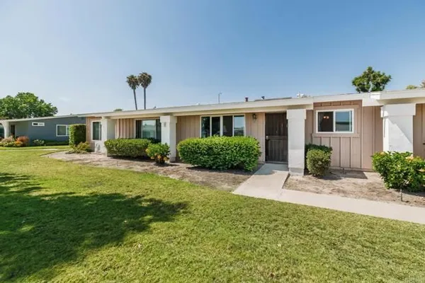 Property Slideshow image 3 of 40 | 3631 brandywine st, Oceanside, CA, 92057