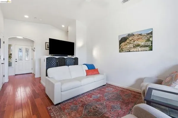 Property Slideshow image 3 of 27 | 1024 diamante, Rio Vista, CA, 94571