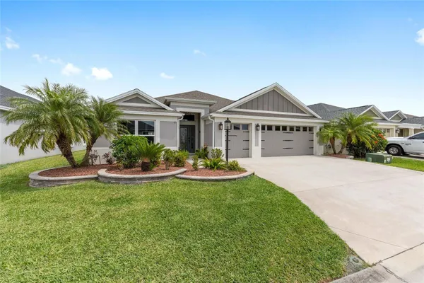 Property Slideshow image 2 of 57 | 2140 biller cir, The Villages, FL, 32163