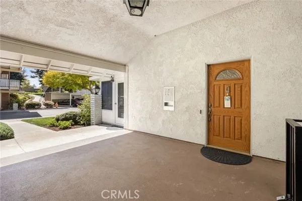 Property Slideshow image 2 of 30 | 2231 via puerta q, Laguna Woods, CA, 92637