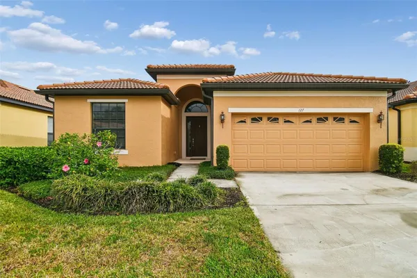 Property Slideshow image 2 of 68 | 127 silver falls dr, Apollo Beach, FL, 33572