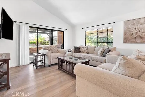 Property Slideshow image 2 of 28 | 11722 oak st, Apple Valley, CA, 92308