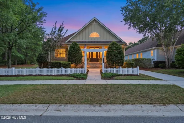 Property Slideshow image 3 of 70 | 2013 simmerman way, Leland, NC, 28451
