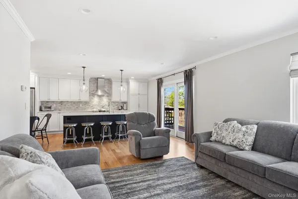 Property Slideshow image 3 of 29 | 67 independence ct b, Yorktown, NY, 10598