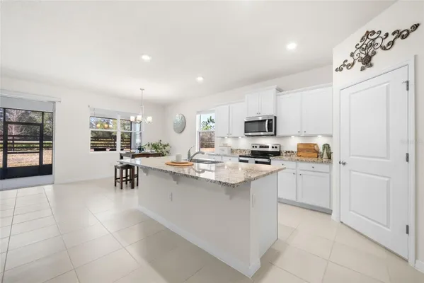 Property Slideshow image 3 of 29 | 6203 sw 93rd loop, Ocala, FL, 34476