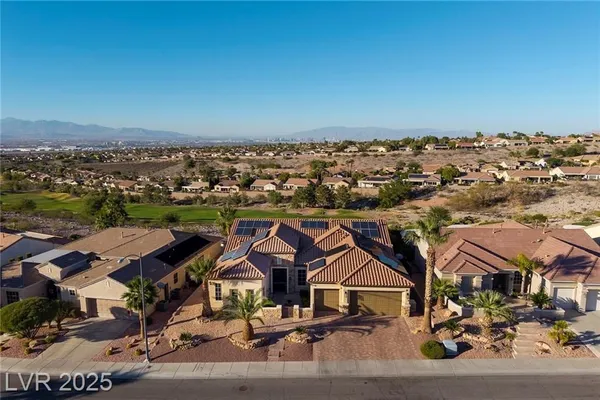 Property Slideshow image 2 of 62 | 2840 foxtail creek ave, Henderson, NV, 89052