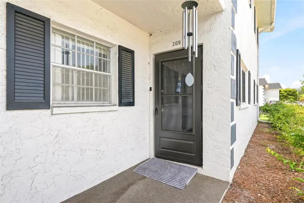 Property Slideshow image 2 of 40 | 202 46th avenue ter 209, Bradenton, FL, 34207