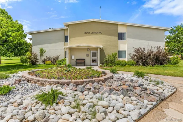 Property Slideshow image 3 of 43 | 9320 e center ave apt 4b, Denver, CO, 80247